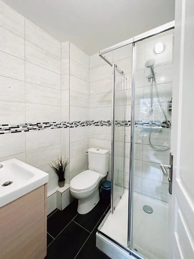 Ultimade Apartment T3 Proche Paris/Tramway & Metro Ivry-sur-Seine 0*,
