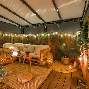 Appartement : O'spa Zen Jacuzzi-sauna-terrasse, Ivry-sur-Seine