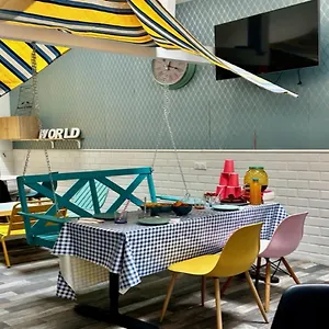  Hostel Trendy